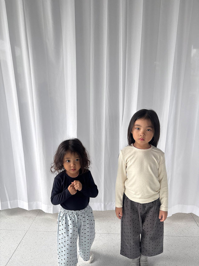 Dot pants / pepper