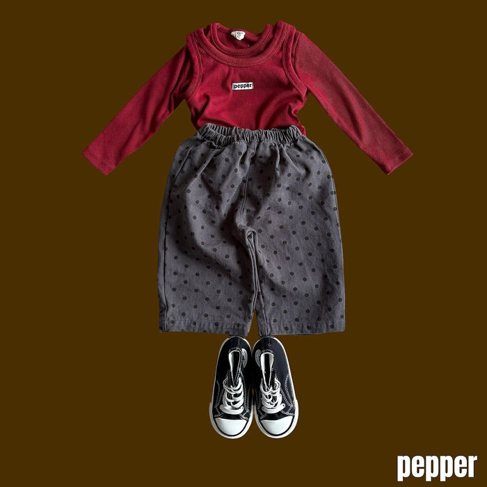 Dot pants / pepper