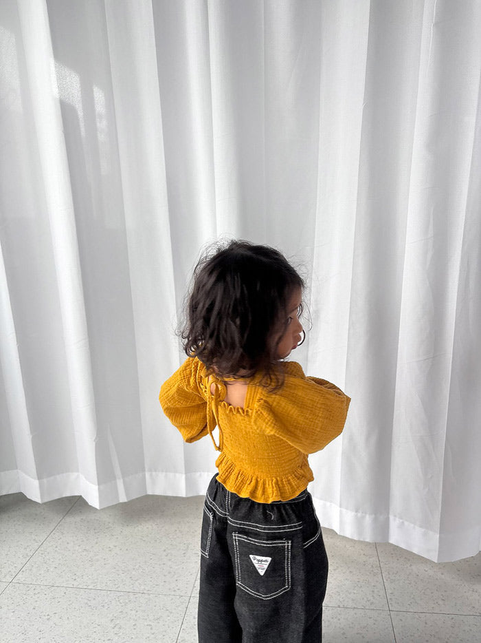smocked blouse / pepper