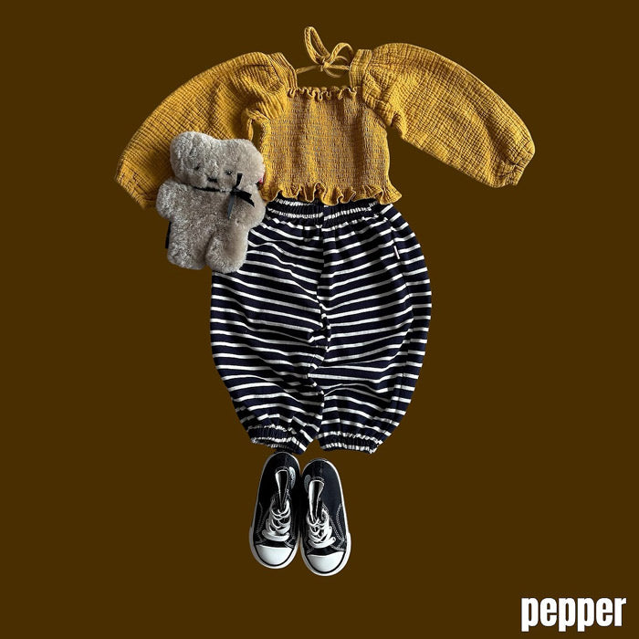 smocked blouse / pepper