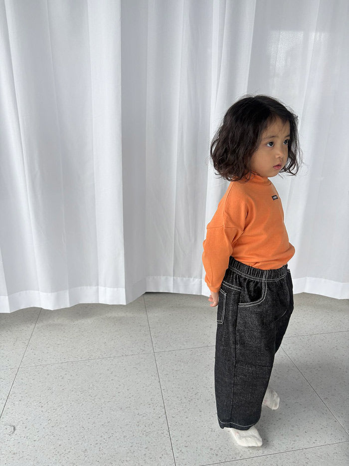 Tangerine half-neck turtleneck / pepper