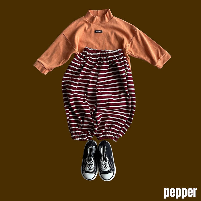 Tangerine half-neck turtleneck / pepper