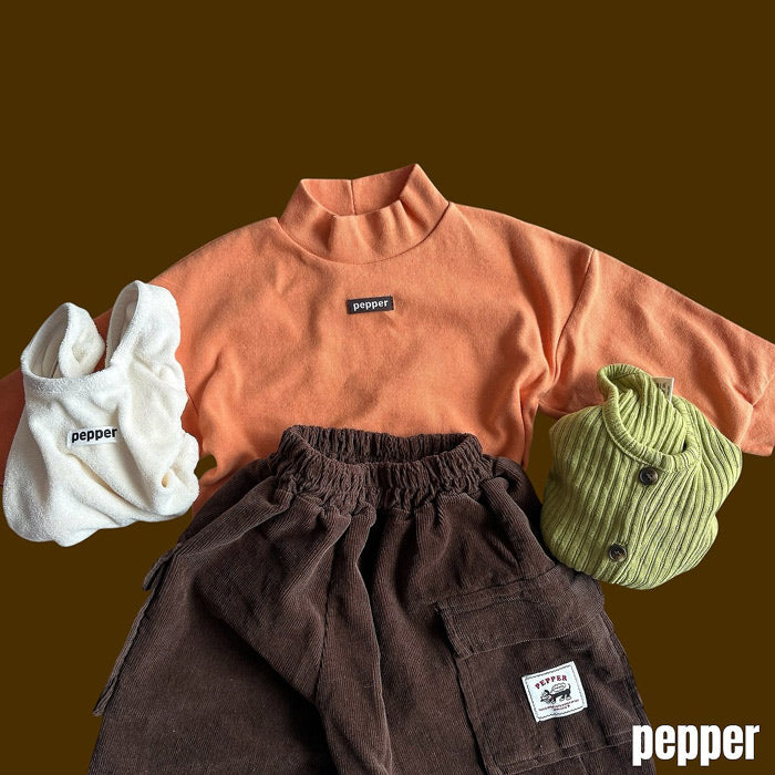 Tangerine half-neck turtleneck / pepper