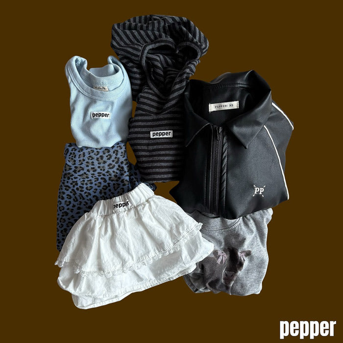 Coco Apron / pepper