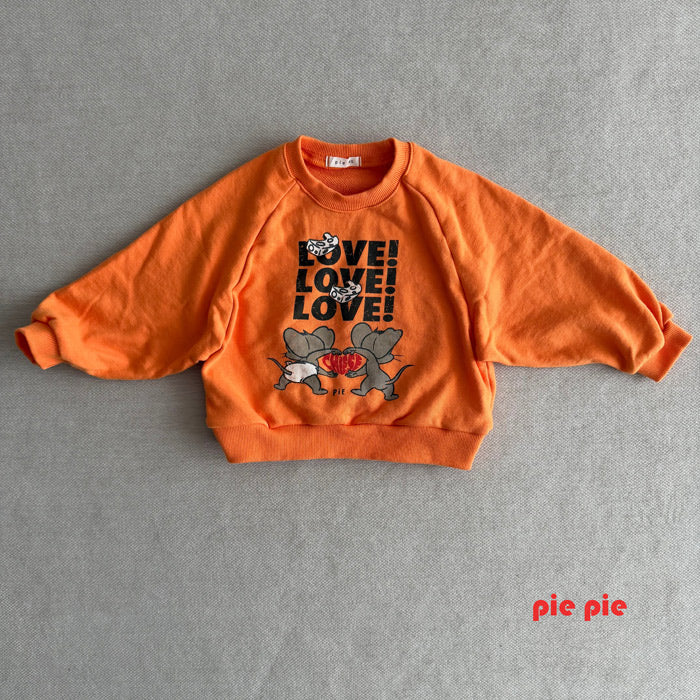 Cheese Mouse sweatshirt / pie