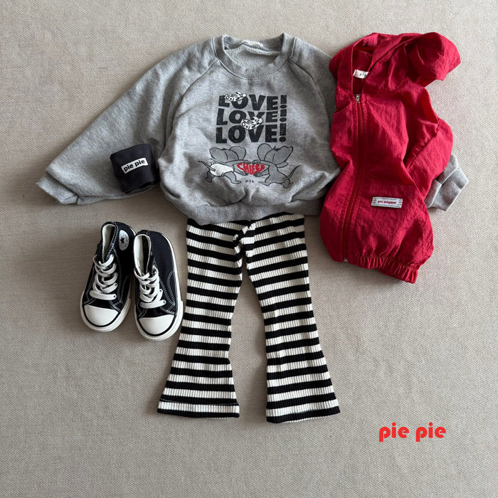 Cheese Mouse sweatshirt / pie