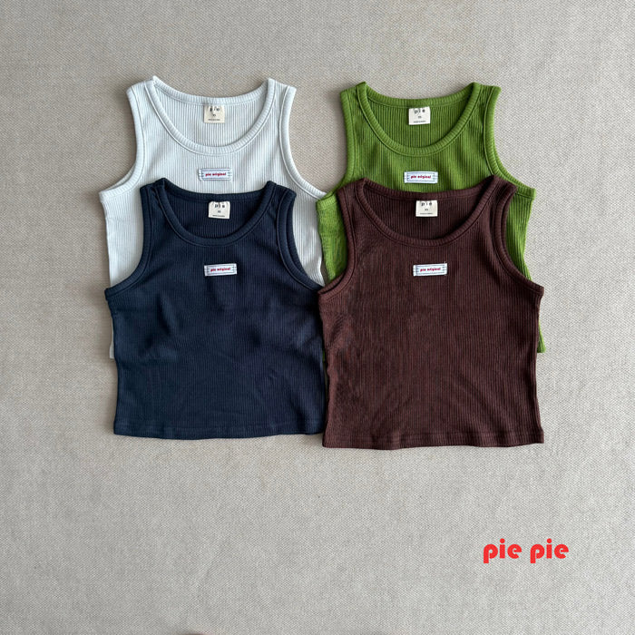 Serial layered tank top / pie